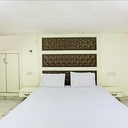 Mishra Residency Hotel Амритсар Екстериор снимка