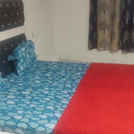 Mishra Residency Hotel Амритсар Екстериор снимка